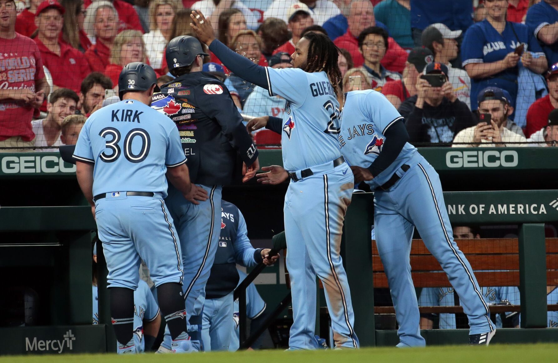 Cardinals, Blue Jays play at Busch